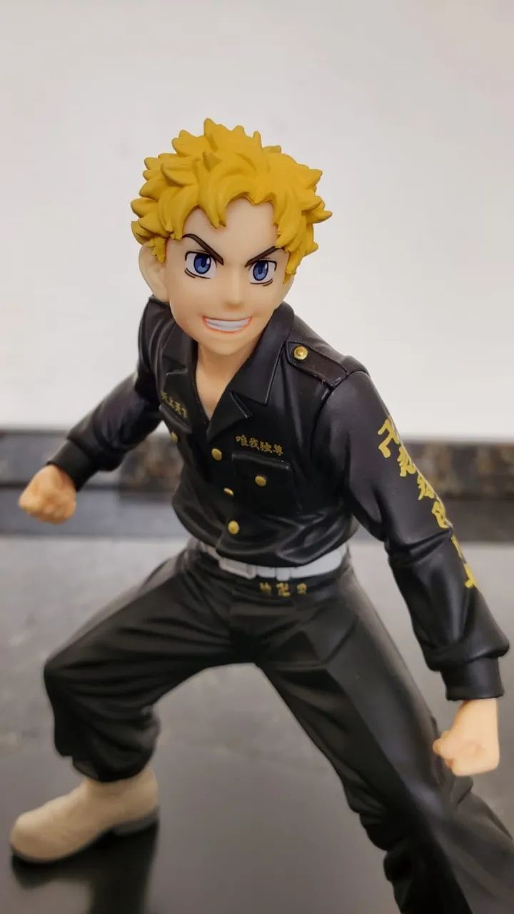 Boneco Tokyo Revengers takemichi hanagaki 