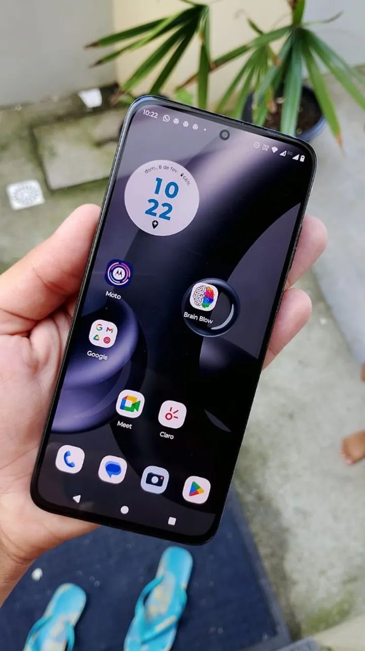 Motorola Edge 30  700