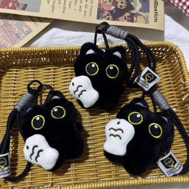 Gatinho Preto com Peixe / Pelúcia Fofa Chaveiro / 3x Unidades Produto Novo / Envio Rápido