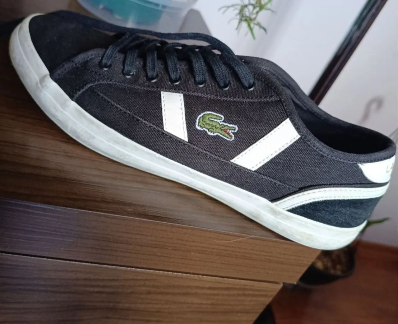 Tênis Lacoste , Semi Novo N° 39 - Foto 4