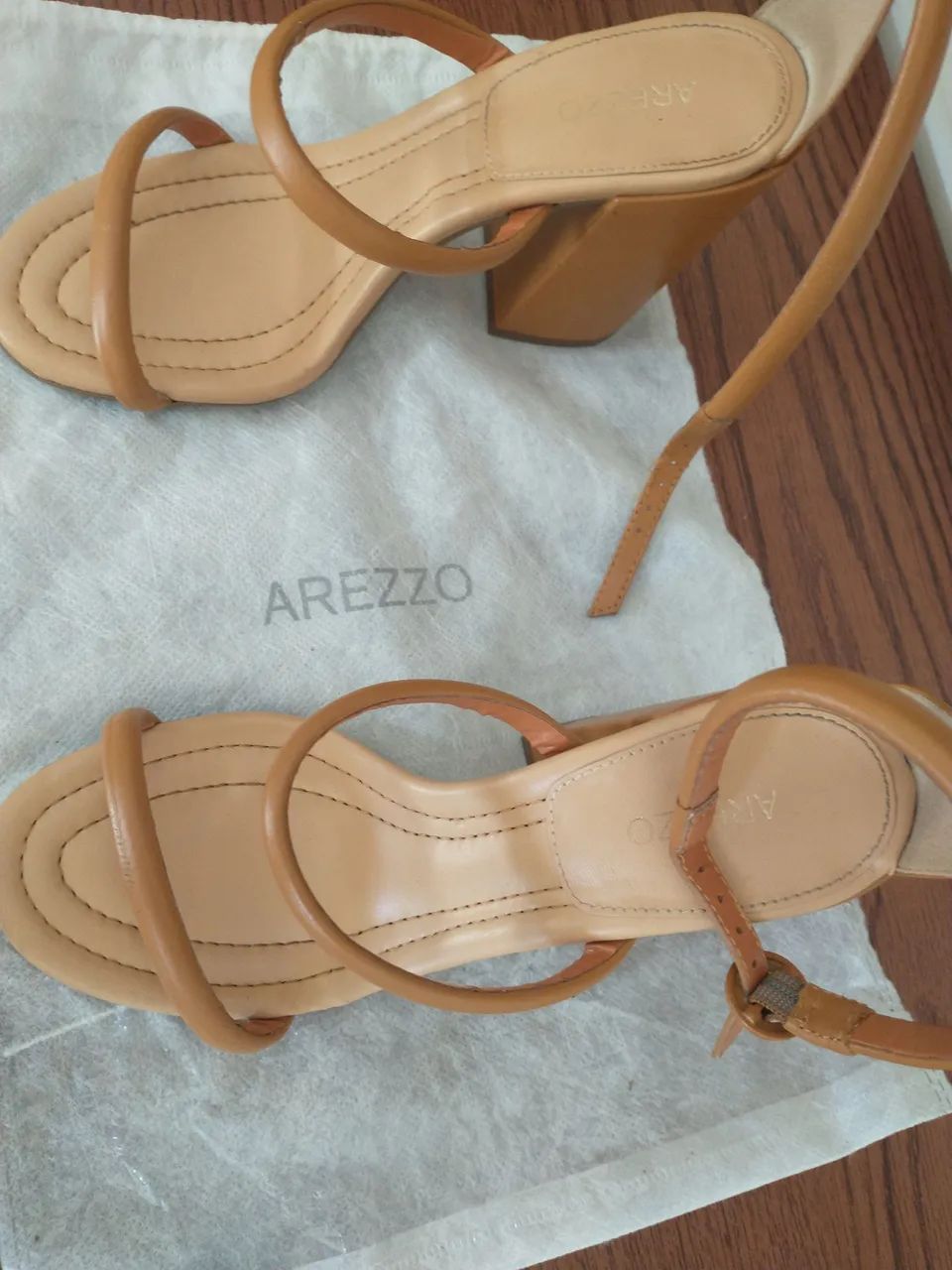 Sandália Arezzo n35  - Foto 3