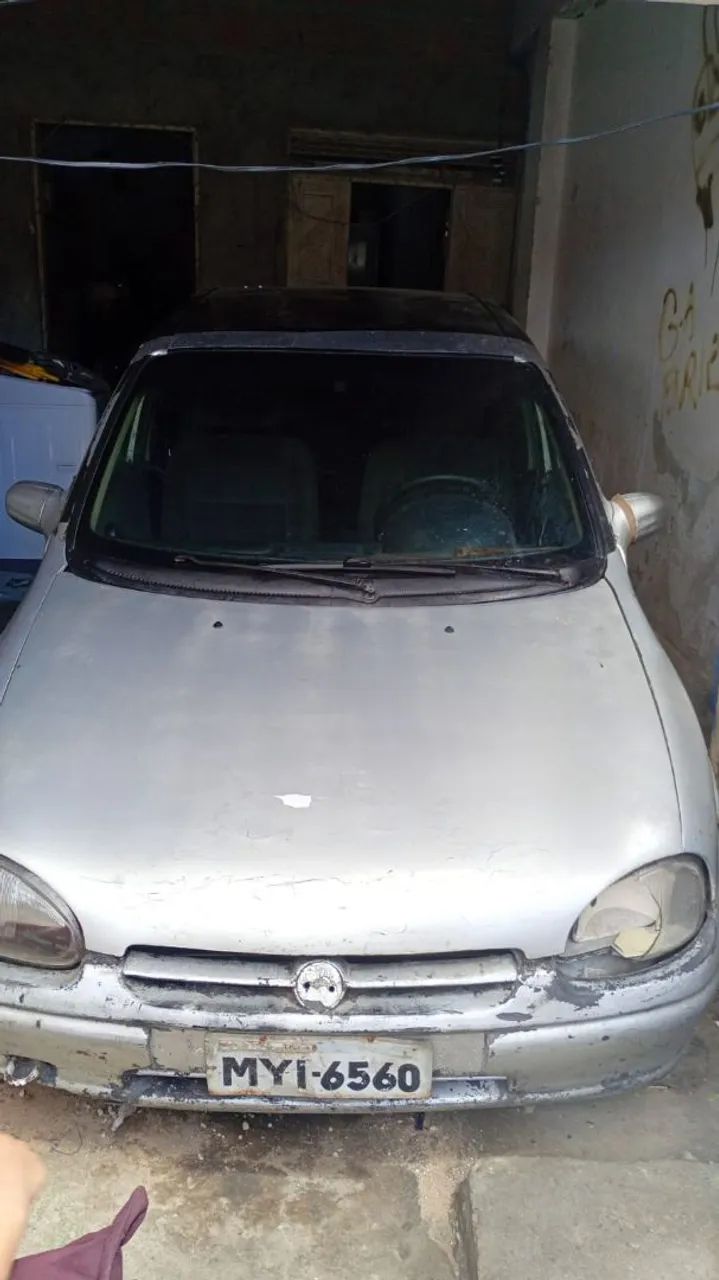 Chevrolet Corsa Sedan GLS 1.6 MPFI 4P 2000