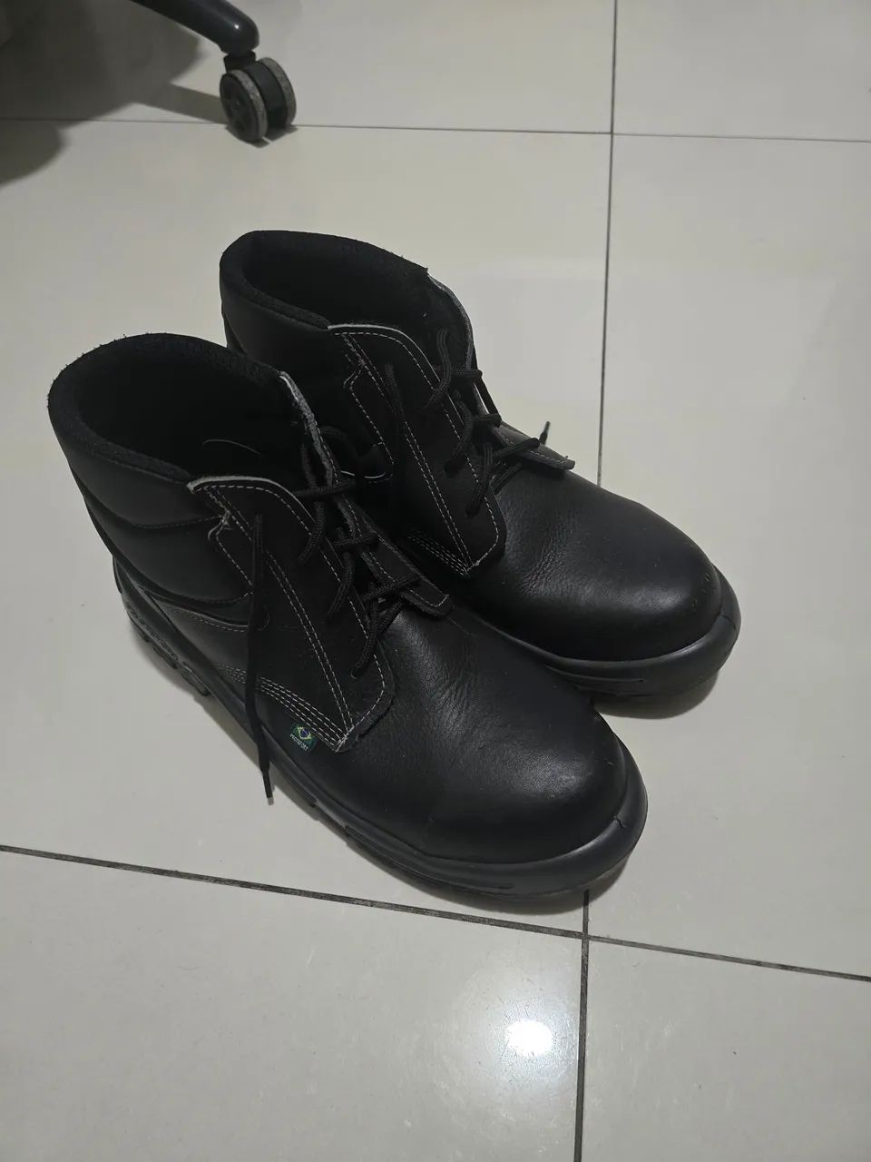 Bota masculina - Foto 2