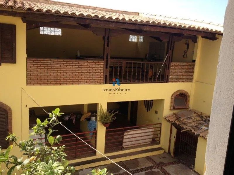 Casa excelente em avenida - Foto 2
