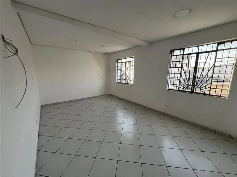 SALA COMERCIAL 22m² NO CENTRO DO ERMELINO MATARAZZO
