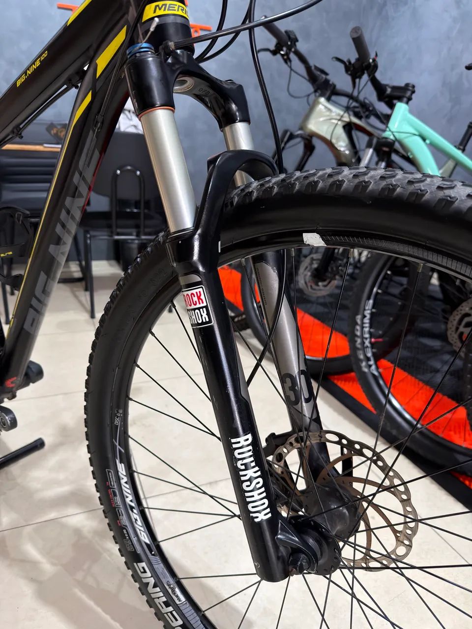 Bicicleta aro 29 Merida tamanho 17 27v - Foto 4