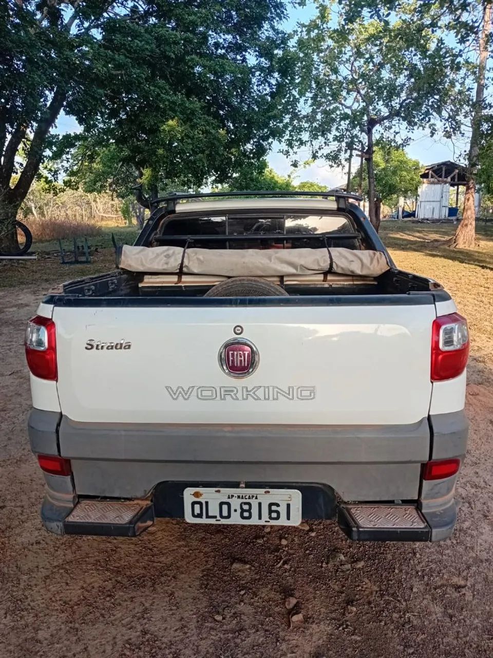 Fiat Strada Working Hard 1.4 Fire Flex 8V CD 2017 - Foto 4