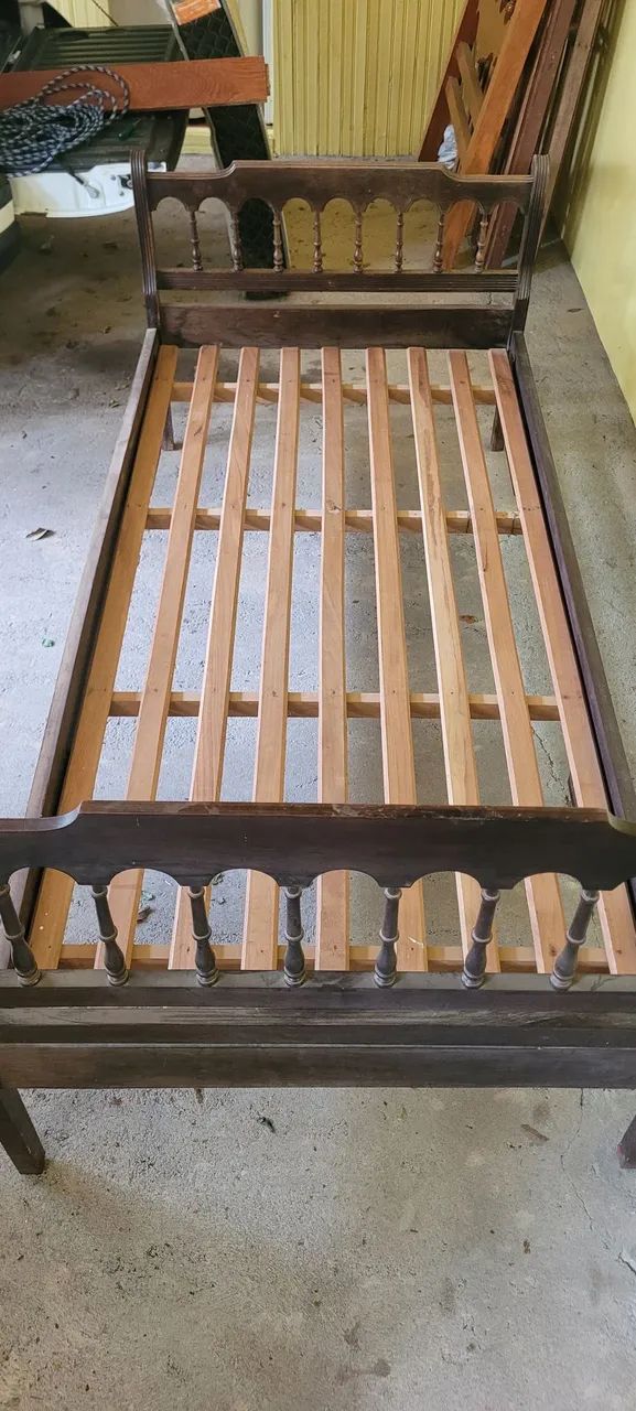 Cama de solteiro em madeira - Foto 4