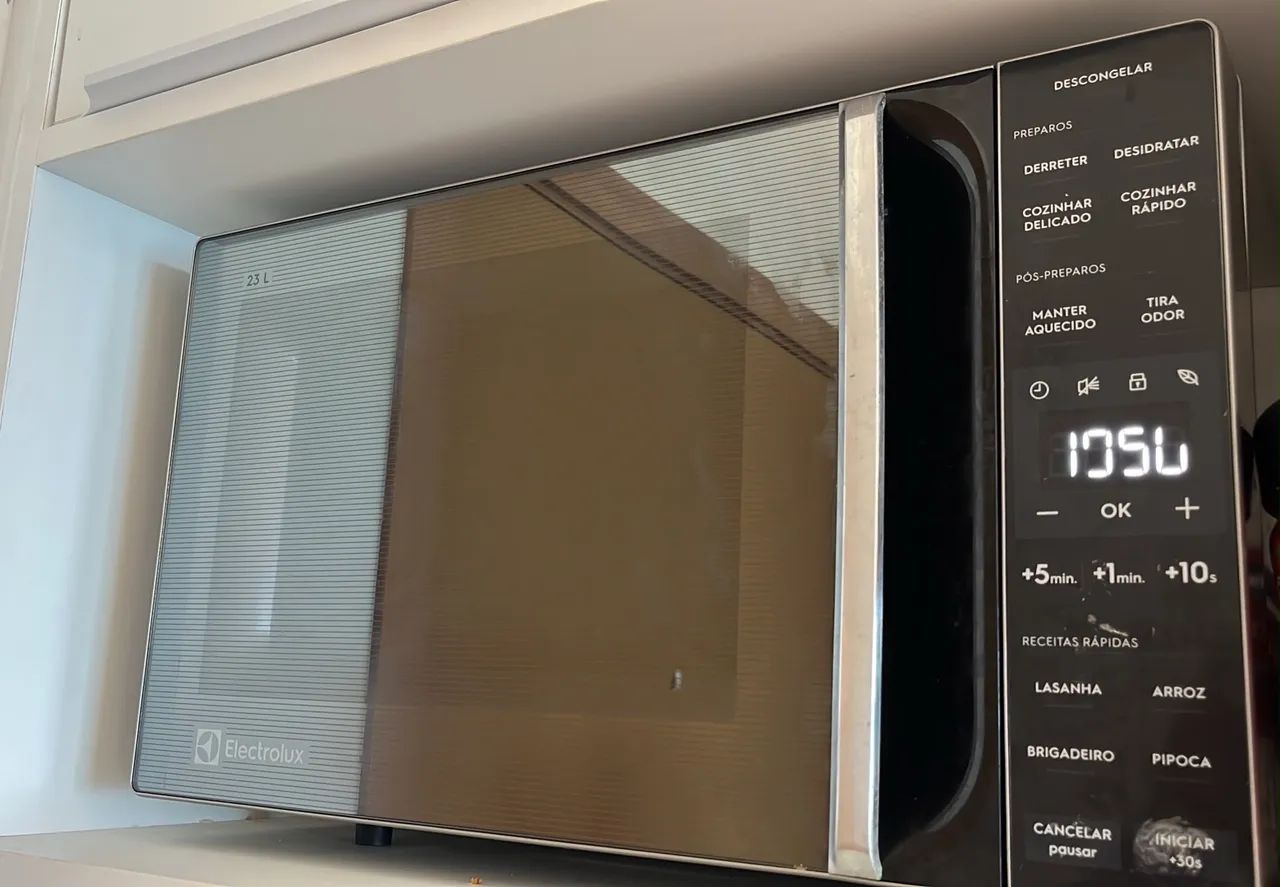 Micro-ondas eletrolux efficient 23 litros 