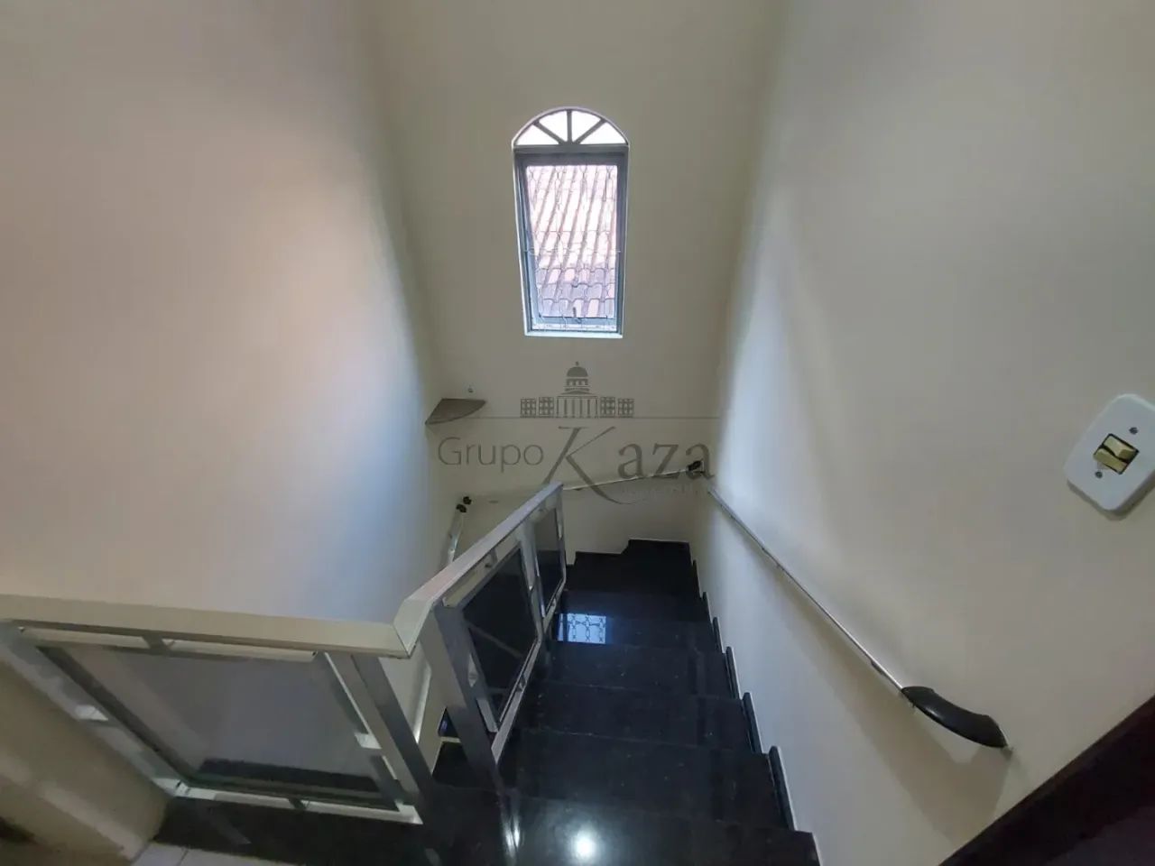 Casa Sobrado - Bosque dos Eucaliptos - 3 Dormitórios - 125m². - Foto 4