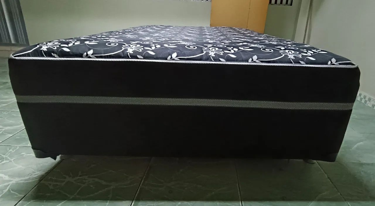 Cama Box Casal Usada - Bom Estado / Sem Avarias  - Foto 2