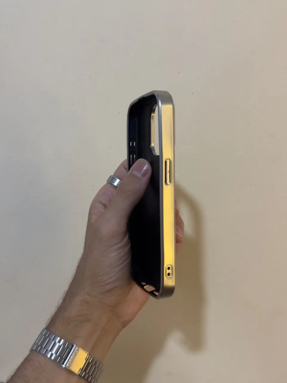 Capinha Iphone 15 pro - Foto 3