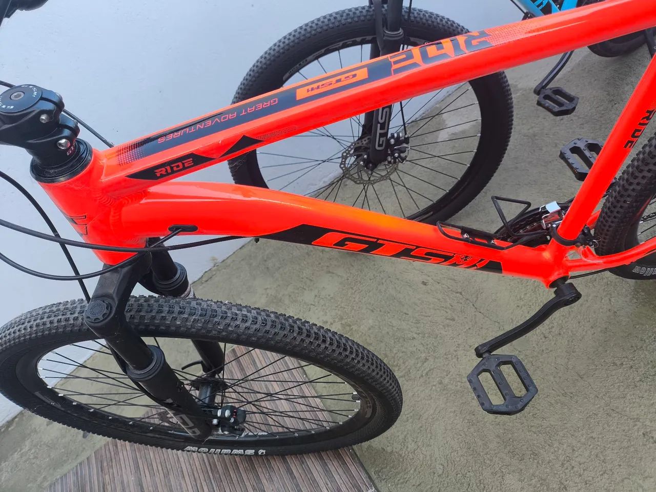 Bicicletas Laranja e Azul - Foto 4