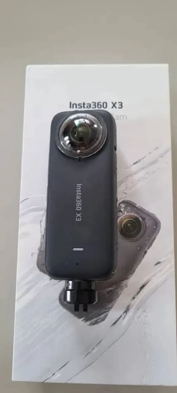 Câmera Insta360 X3