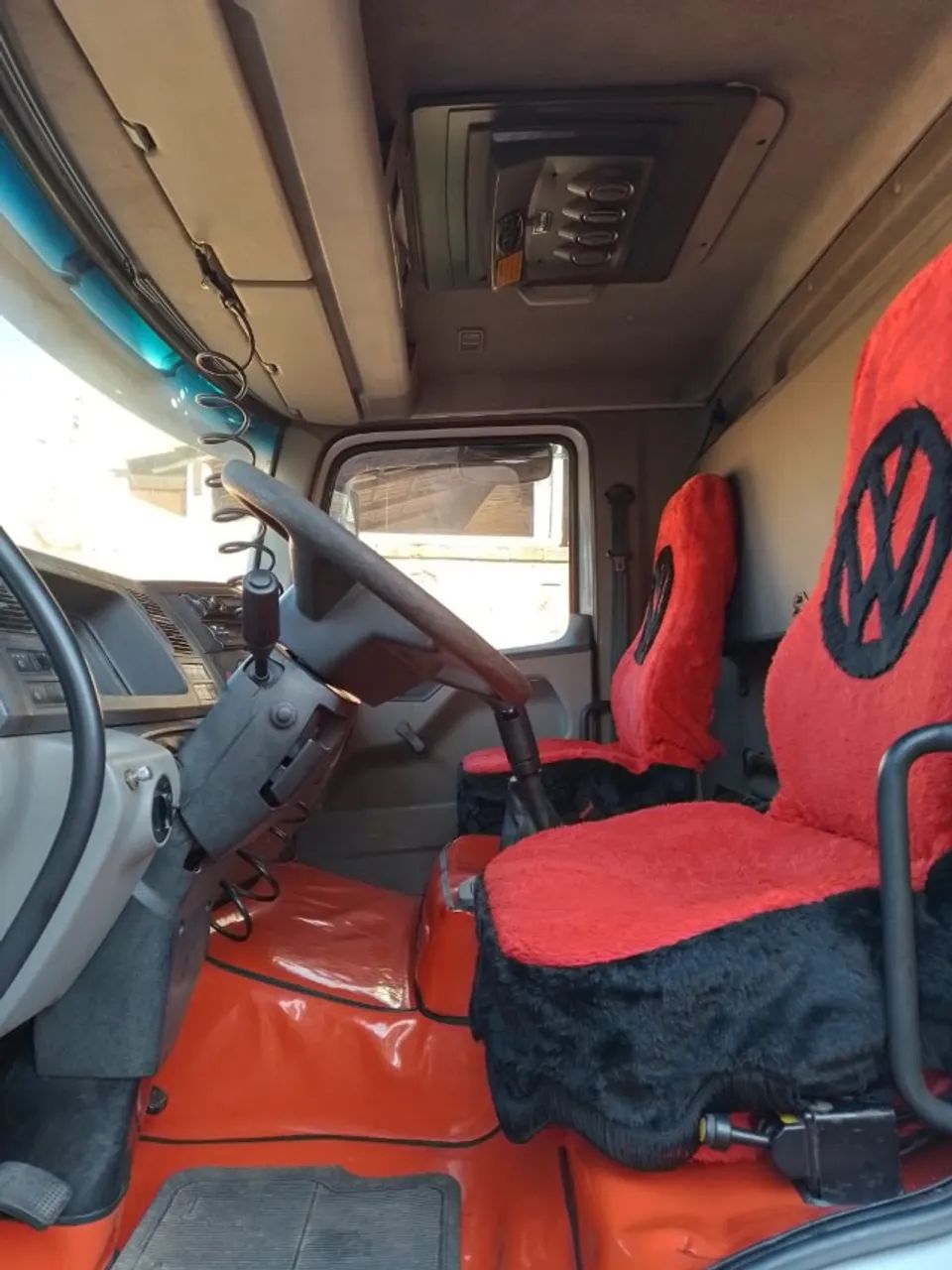 VOLKSWAGEN /24-250 E CONSTELLATION - Foto 2