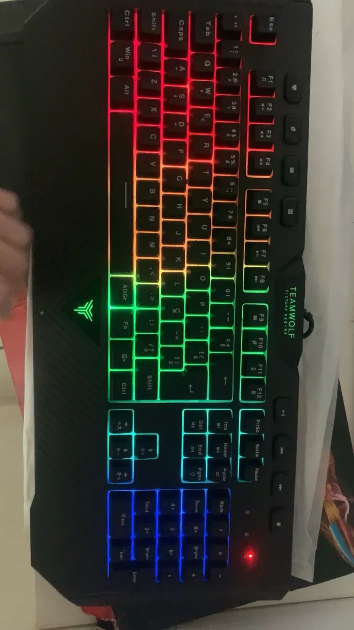 teclado RGB mecanico Teamwolf - Foto 2