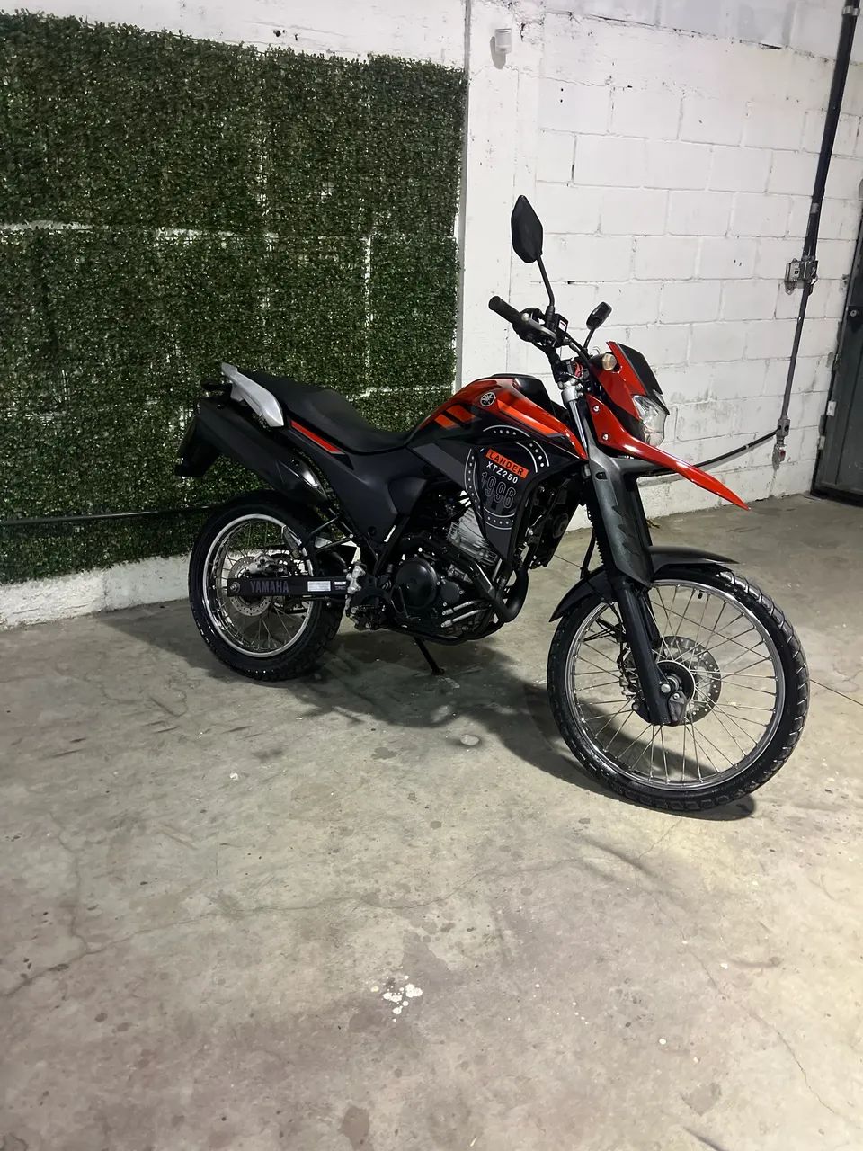 Lander 250 - Foto 2