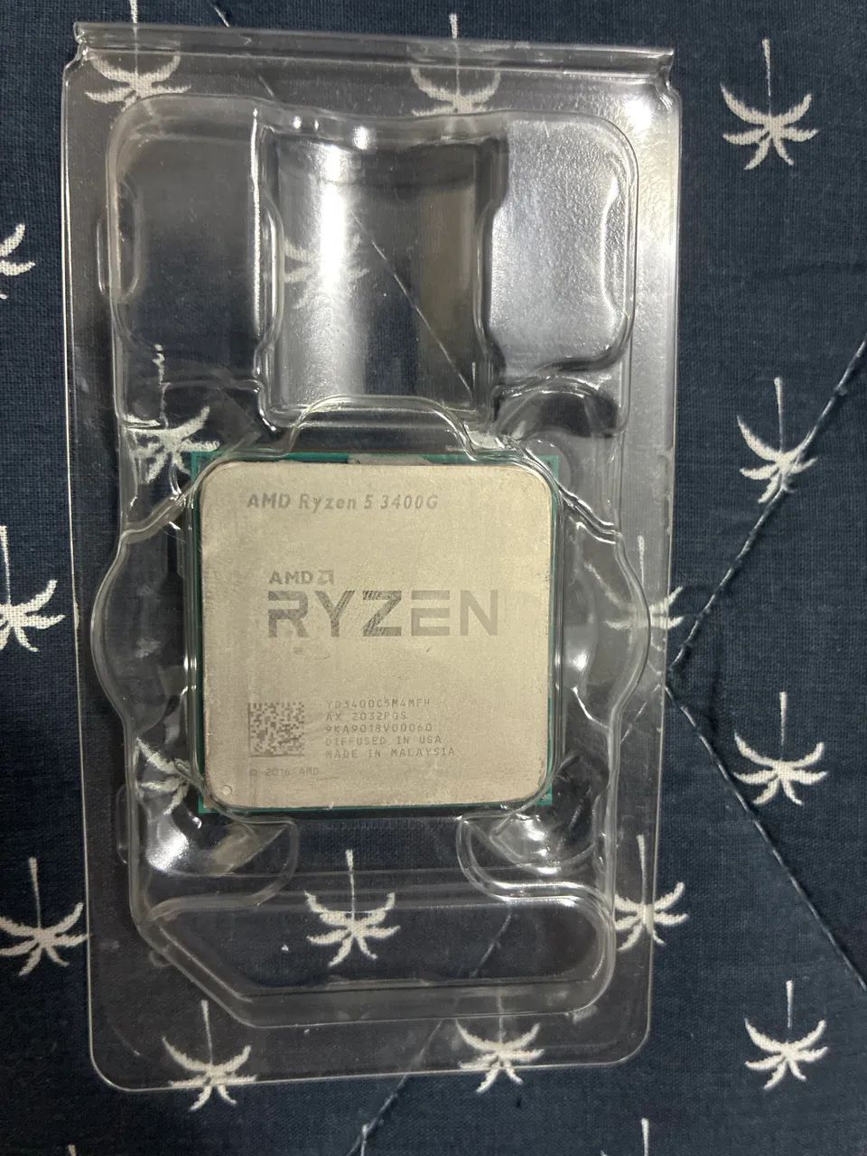 Ryzen 5 3400g + cooler original