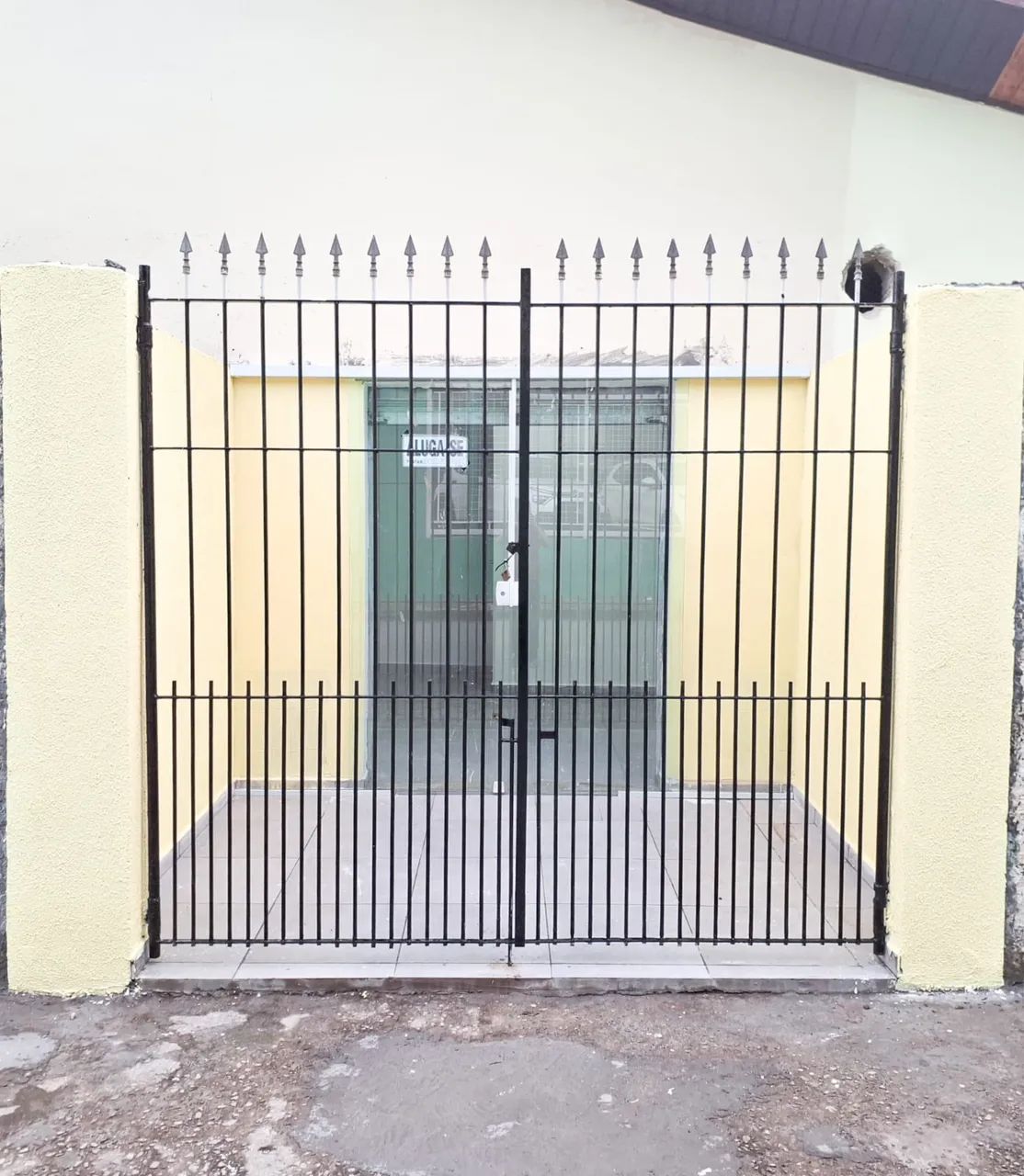 Alugo sala comercial próx ao Vale Sul!!