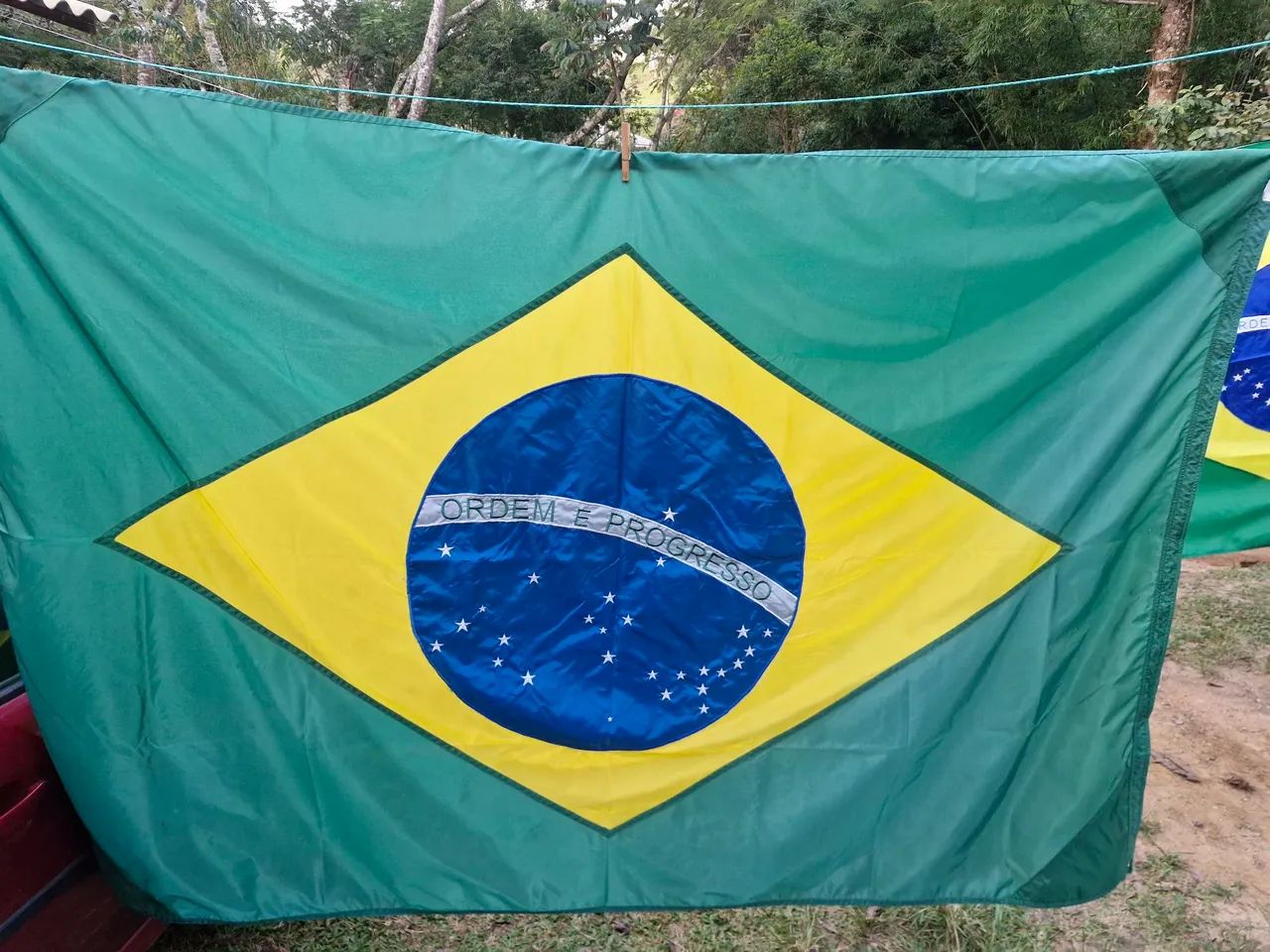 Bandeira do Brasil medida aproximada 190 cm por 130 cm - Foto 4