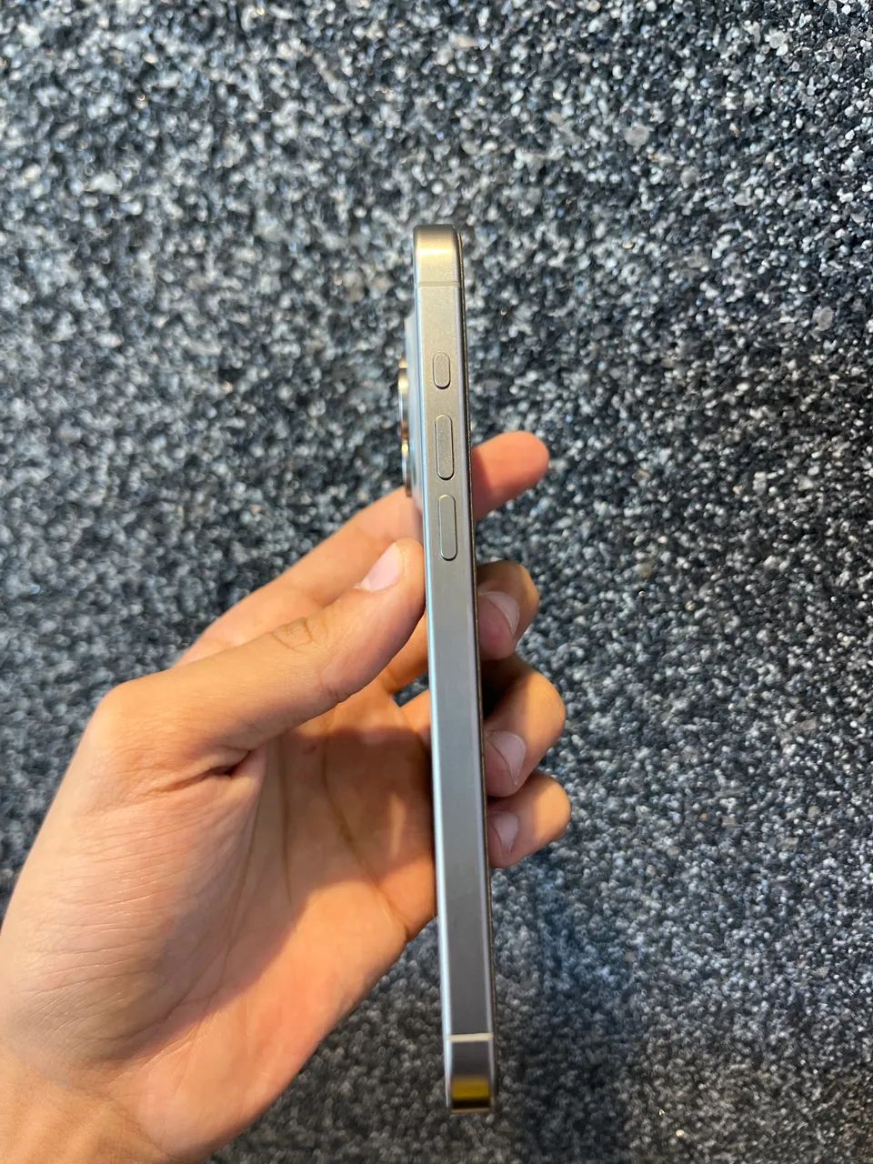 Iphone 15 Pro Max  - Foto 2