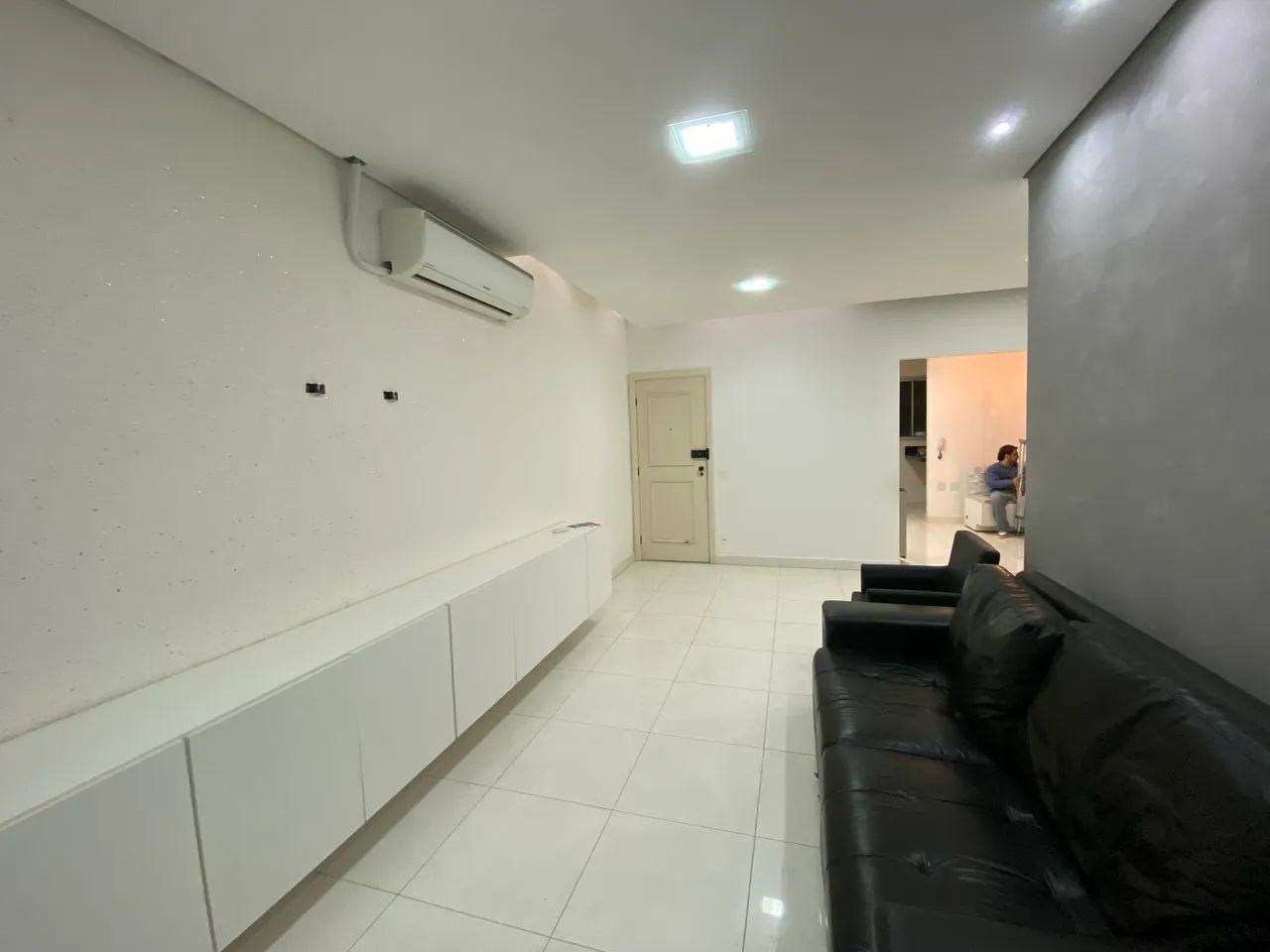 Apartamento mobiliado, reformado e pronto para morar no Edifício Costa Brava - Goiabeiras