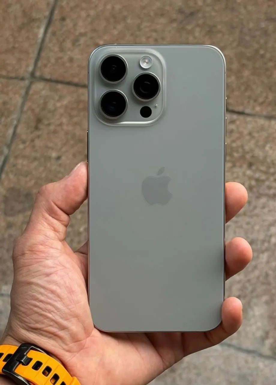 iPhone 15 pro max - Foto 2