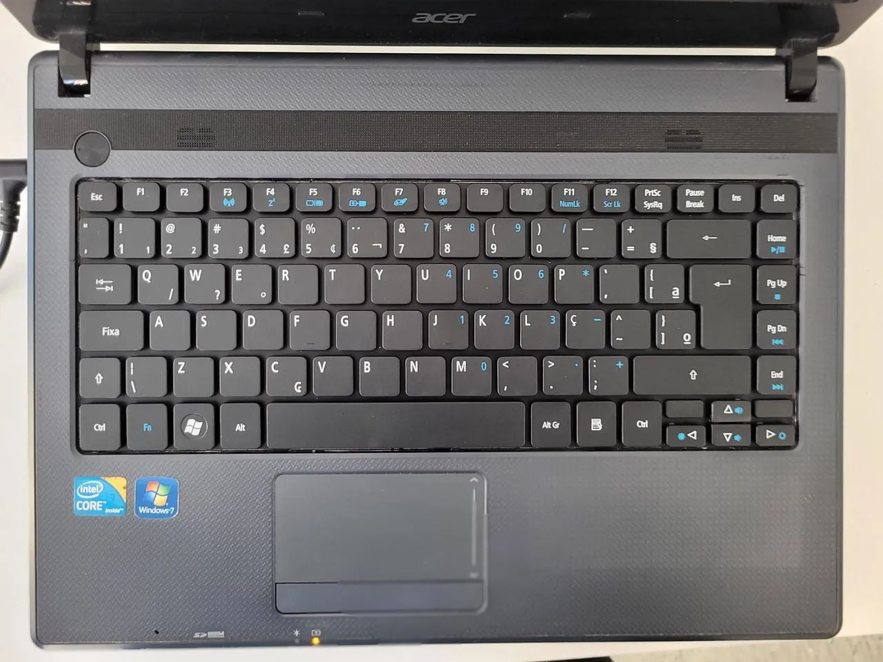 Notebook Acer Aspire 4739 - Core i3 - 6GB RAM - Windows 10 - Foto 5