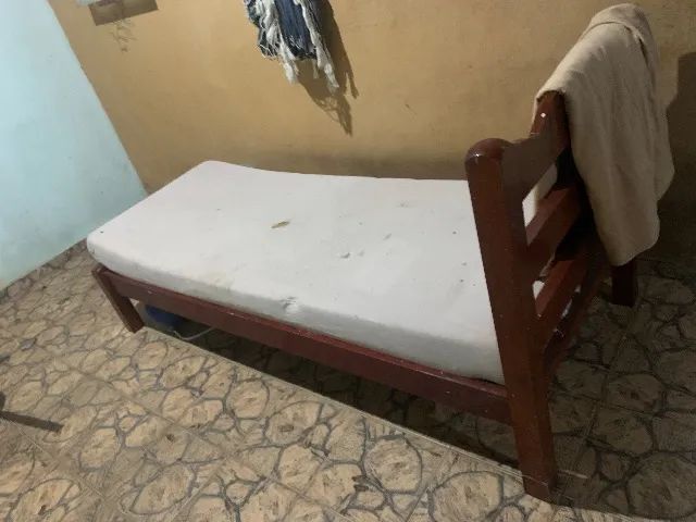 Cama de solteiro doação 