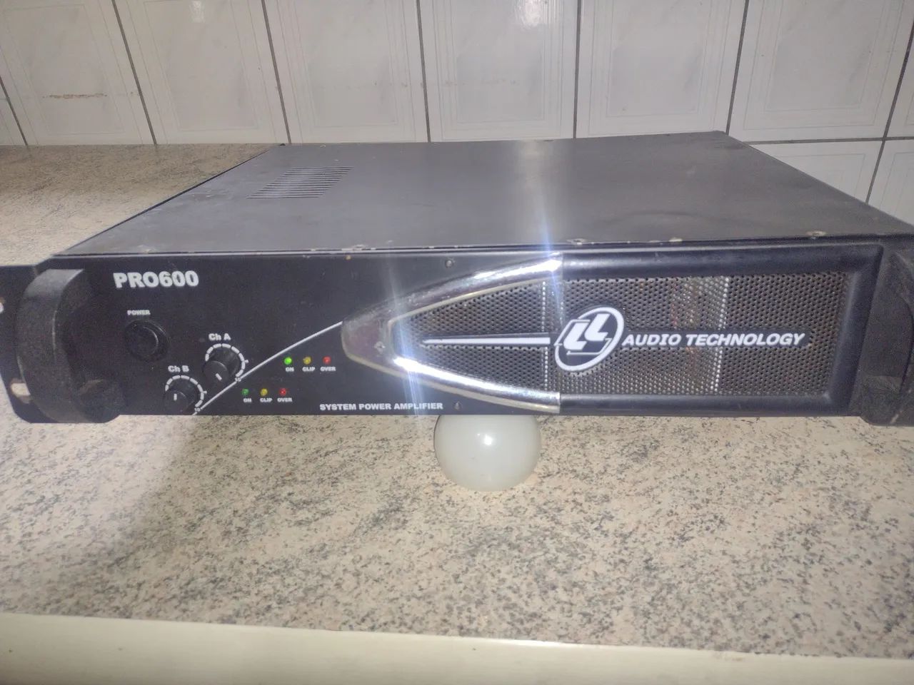 AMPLIFICADOR LL AUDIO TECHNOLOGY PRO600 - Foto 2