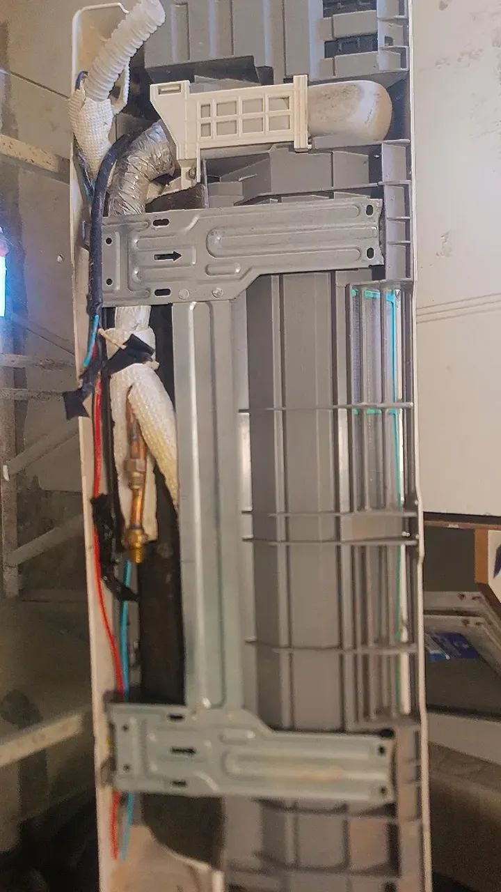 Ar condicionado split 9mik BTUs Springer  - Foto 3