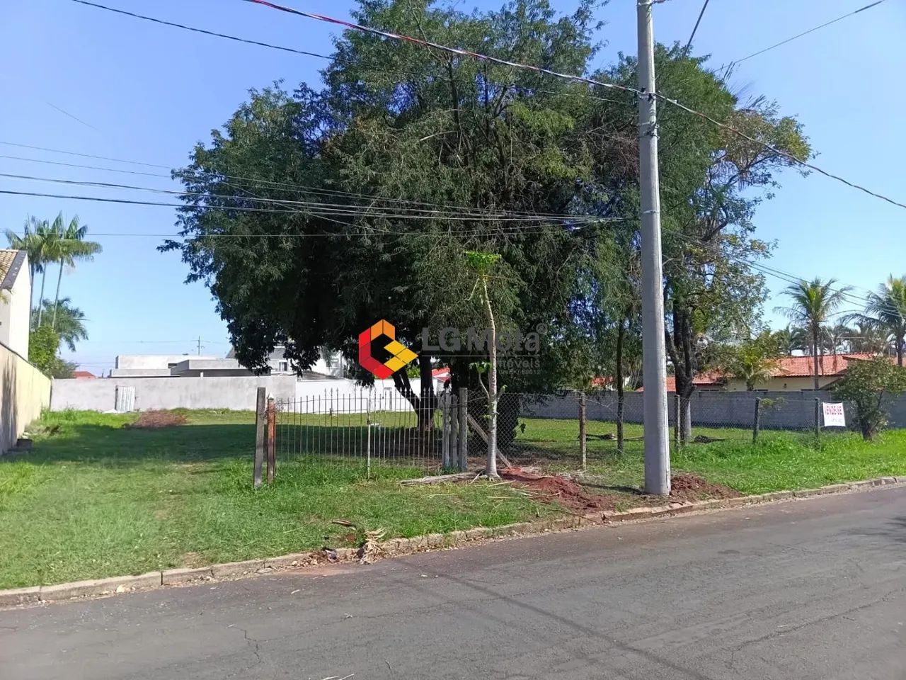 Lote plano à venda 1.200m² - Foto 2