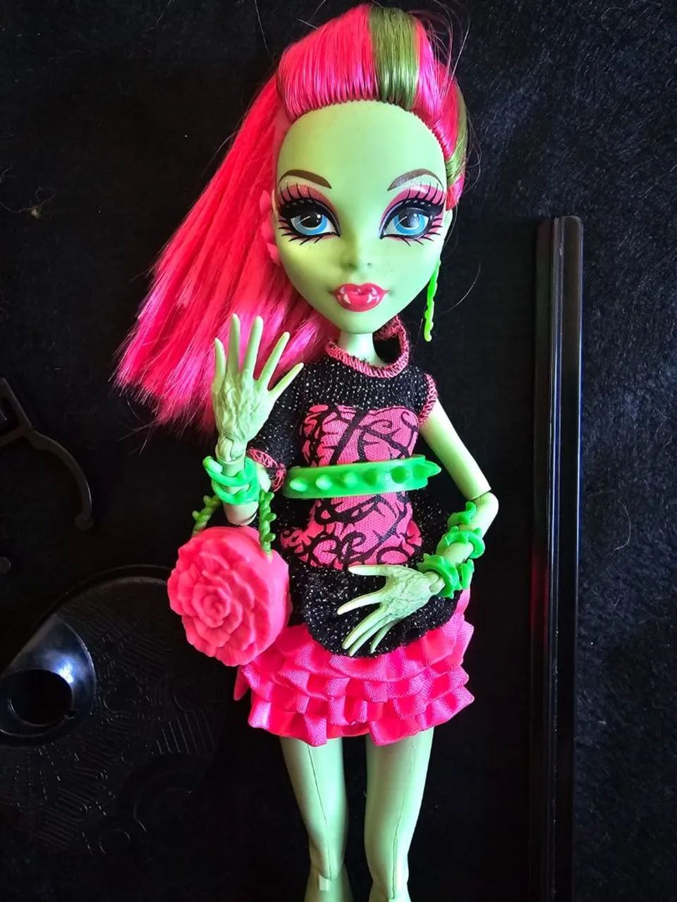 Boneca Monster High Venus McFlytrap Ghouls Night Out  - Foto 5