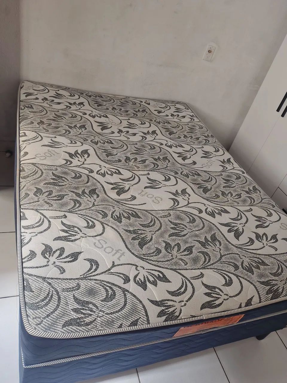 Cama box 