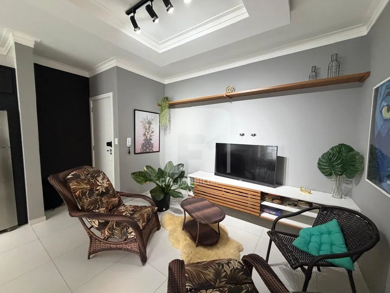 Apartamento de 2 quartos mobiliado no Ingleses - Foto 2