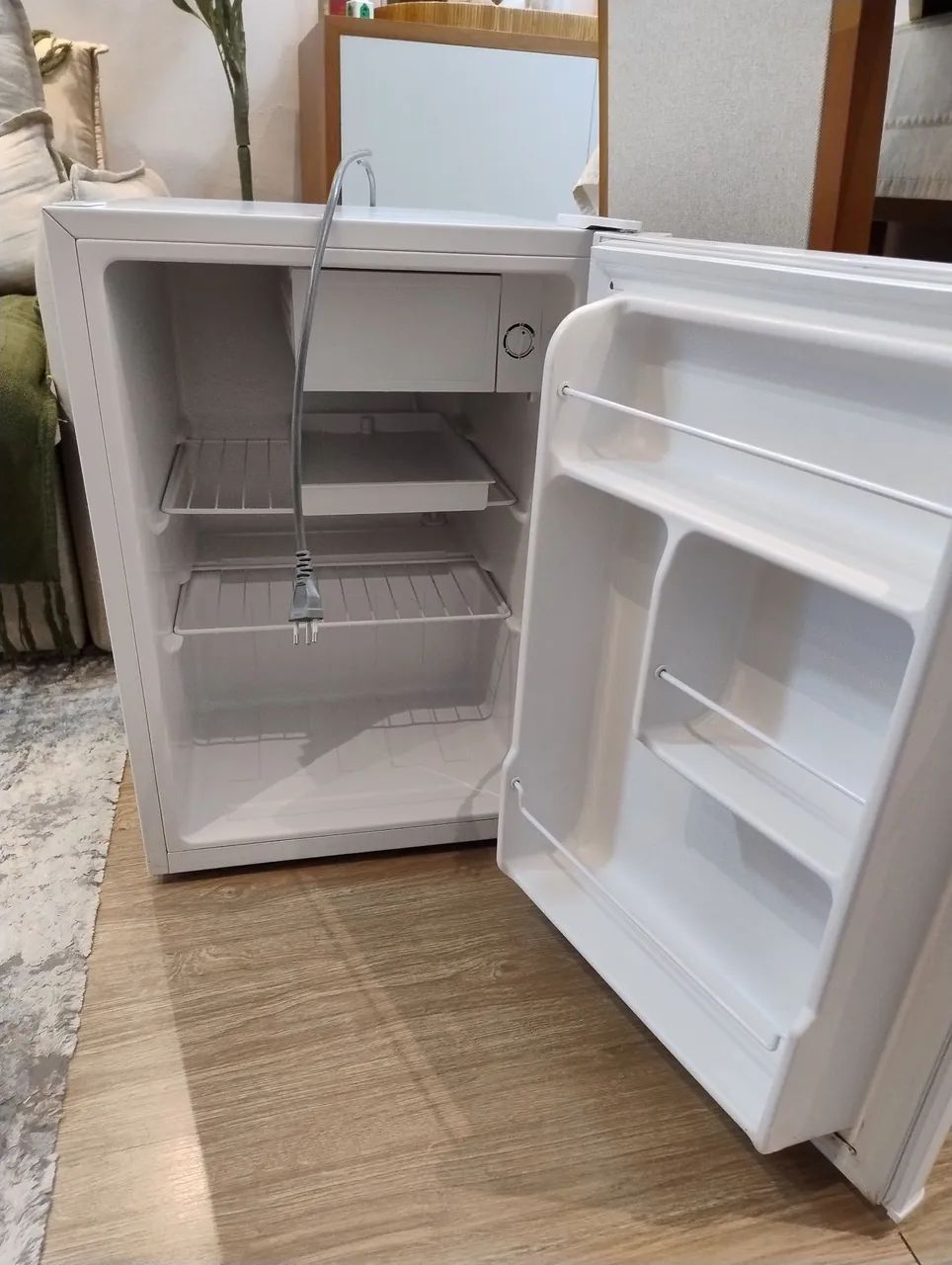 Frigobar Philco 68L - Foto 2