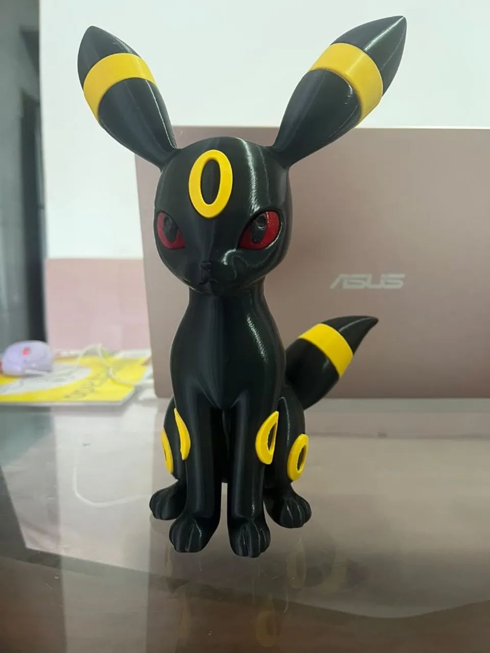 Pokémon Umbreon Boneco Colecionavel