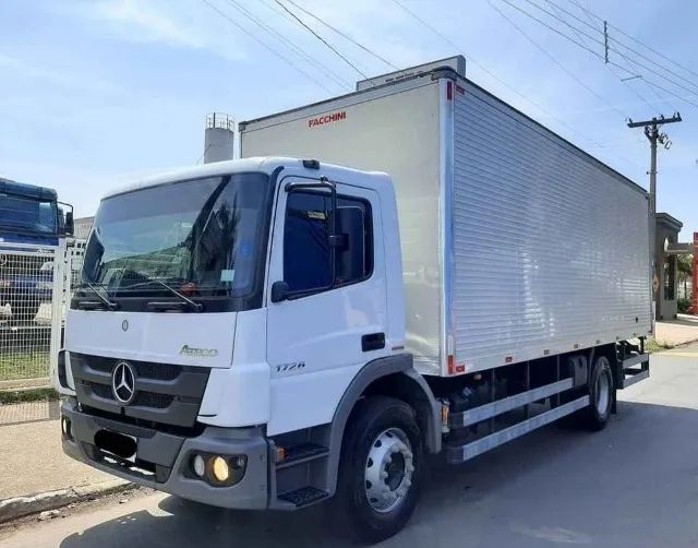  Mb atego 1726 4x2 bau 2016 - Foto 2