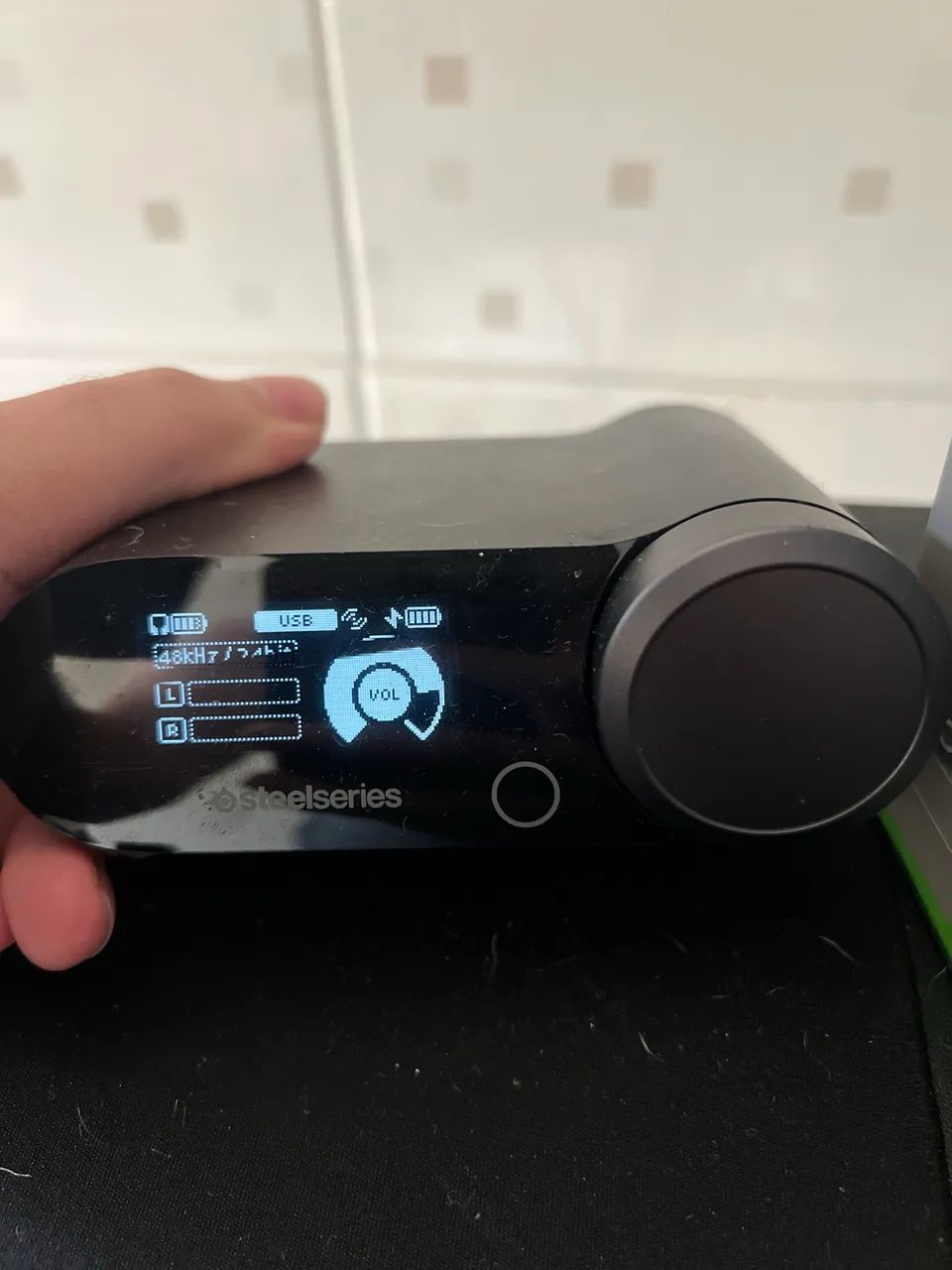 Headset Arctis Nova Pro Wireless 2 meses de uso - Foto 2