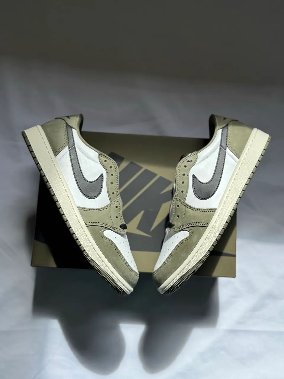 Air Jordan 1 Low OG Medium Olive (39)