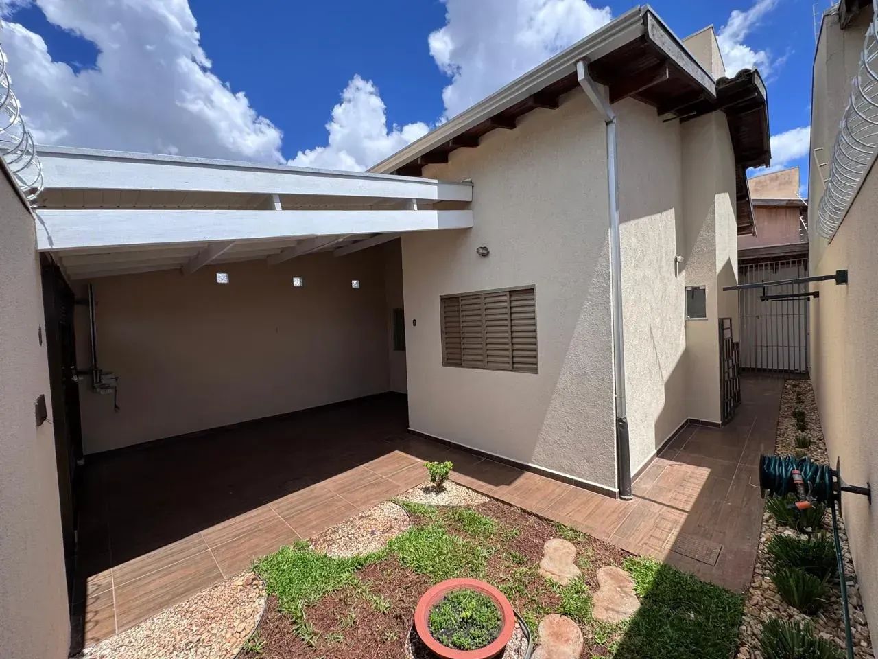 Casa para venda com 53 metros quadrados com 2 quartos - Foto 4