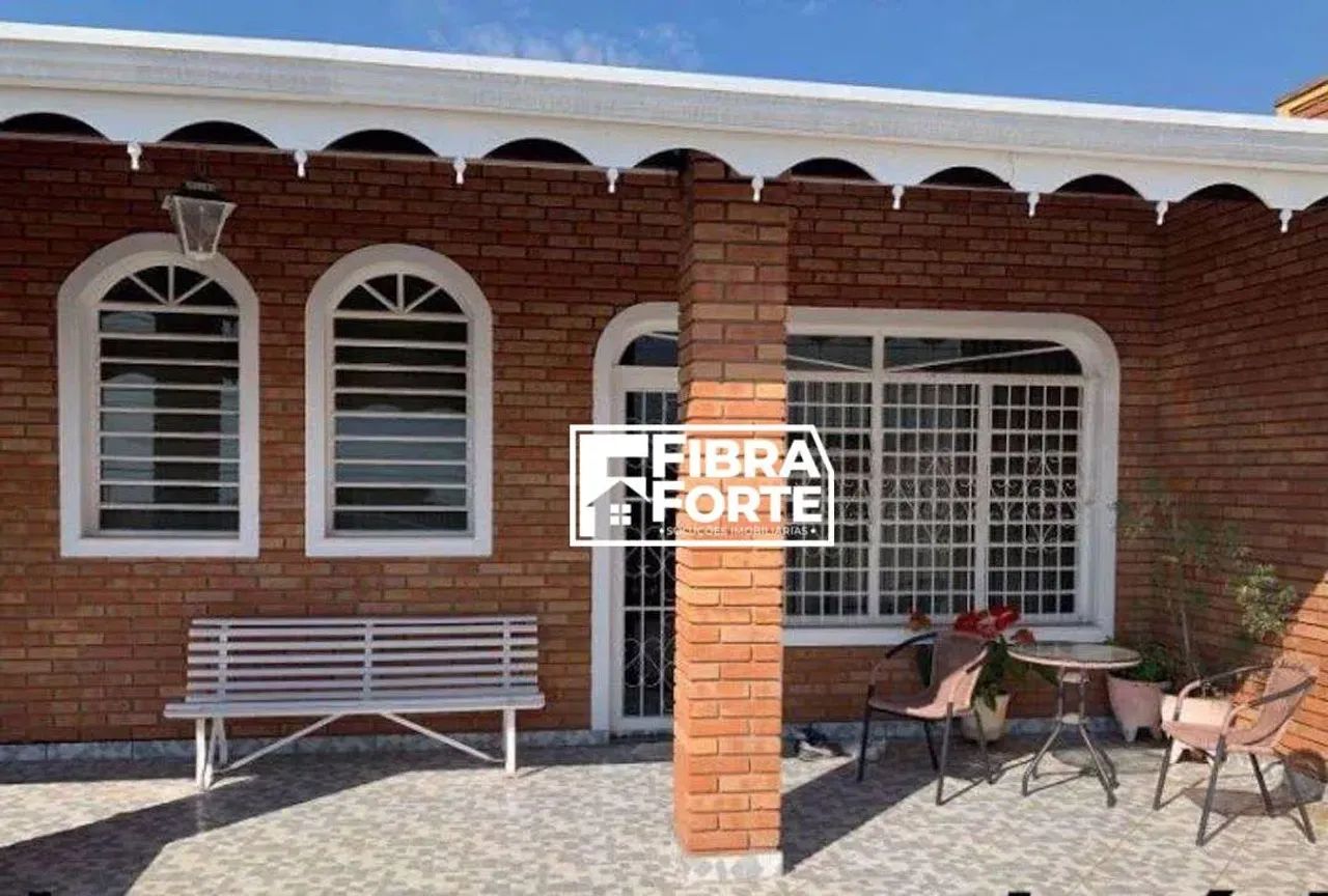 Casa com 3 quartos no Jd das Oliveiras em Campinas-Sp. Estuda Permuta!
