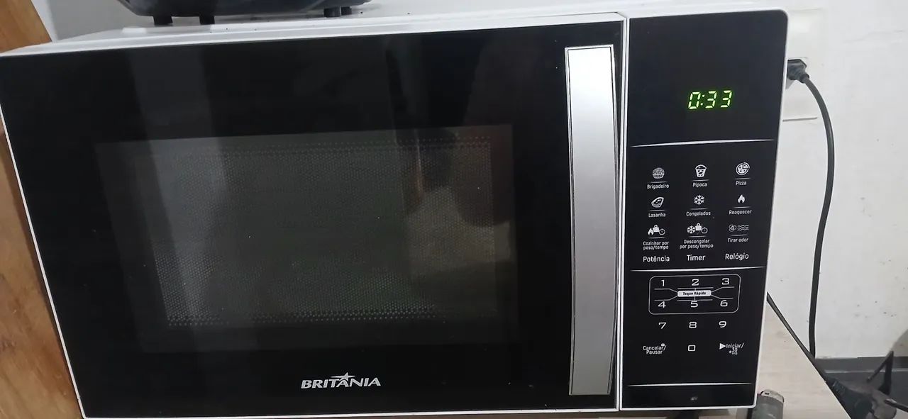 Micro-ondas Britânia 