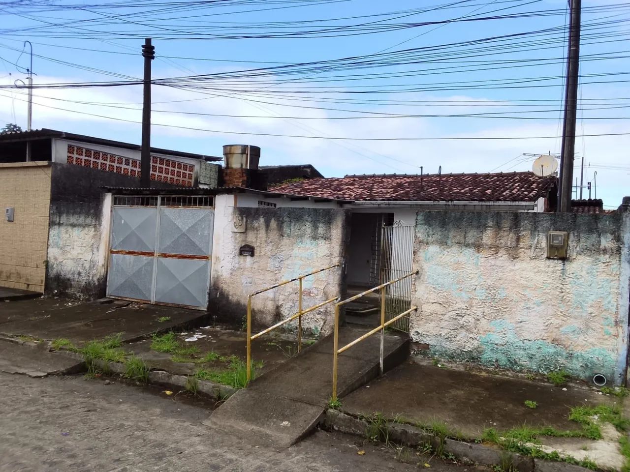 VENDE-SE 2 CASAS em um só TERRENO - Foto 3