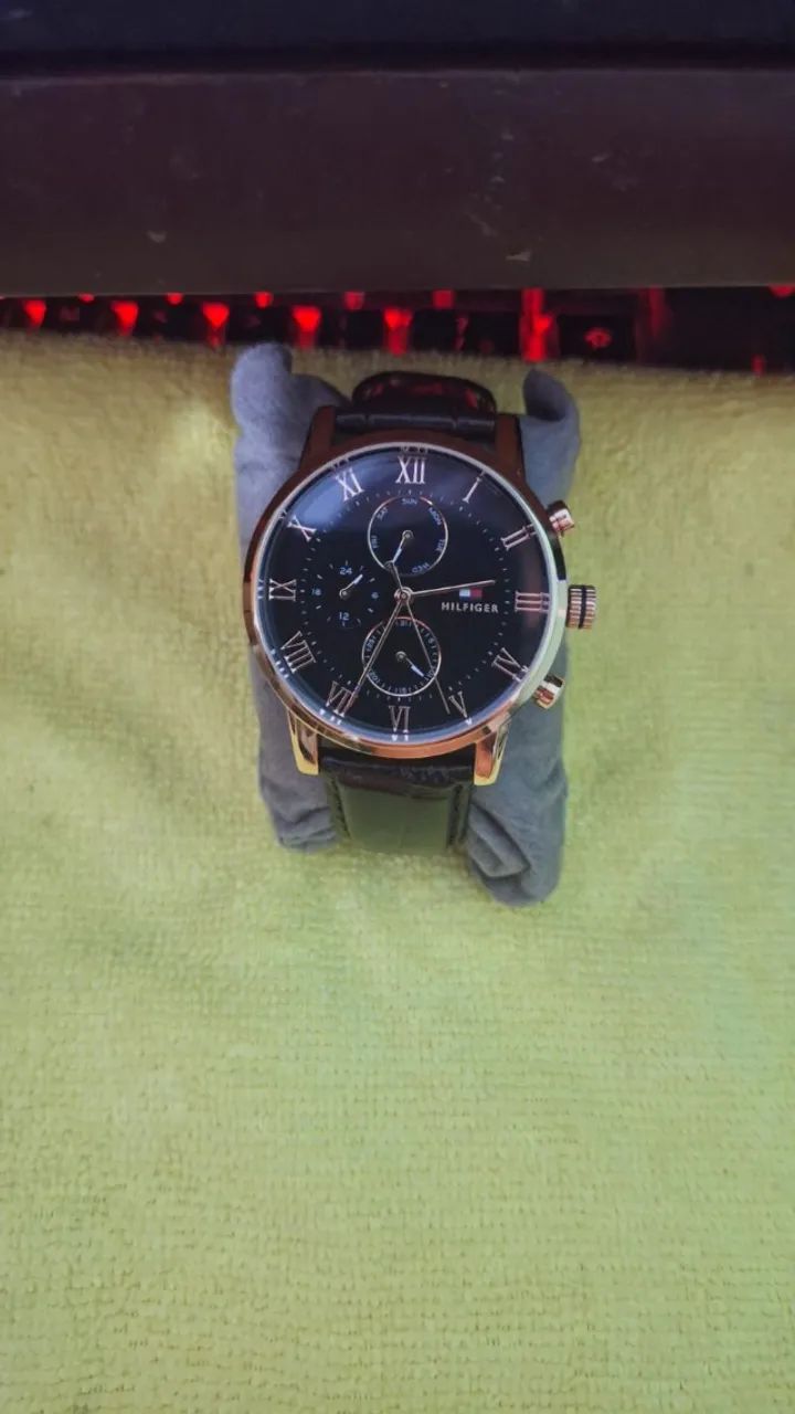 Relógio Tommy Hilfiger  - Foto 2