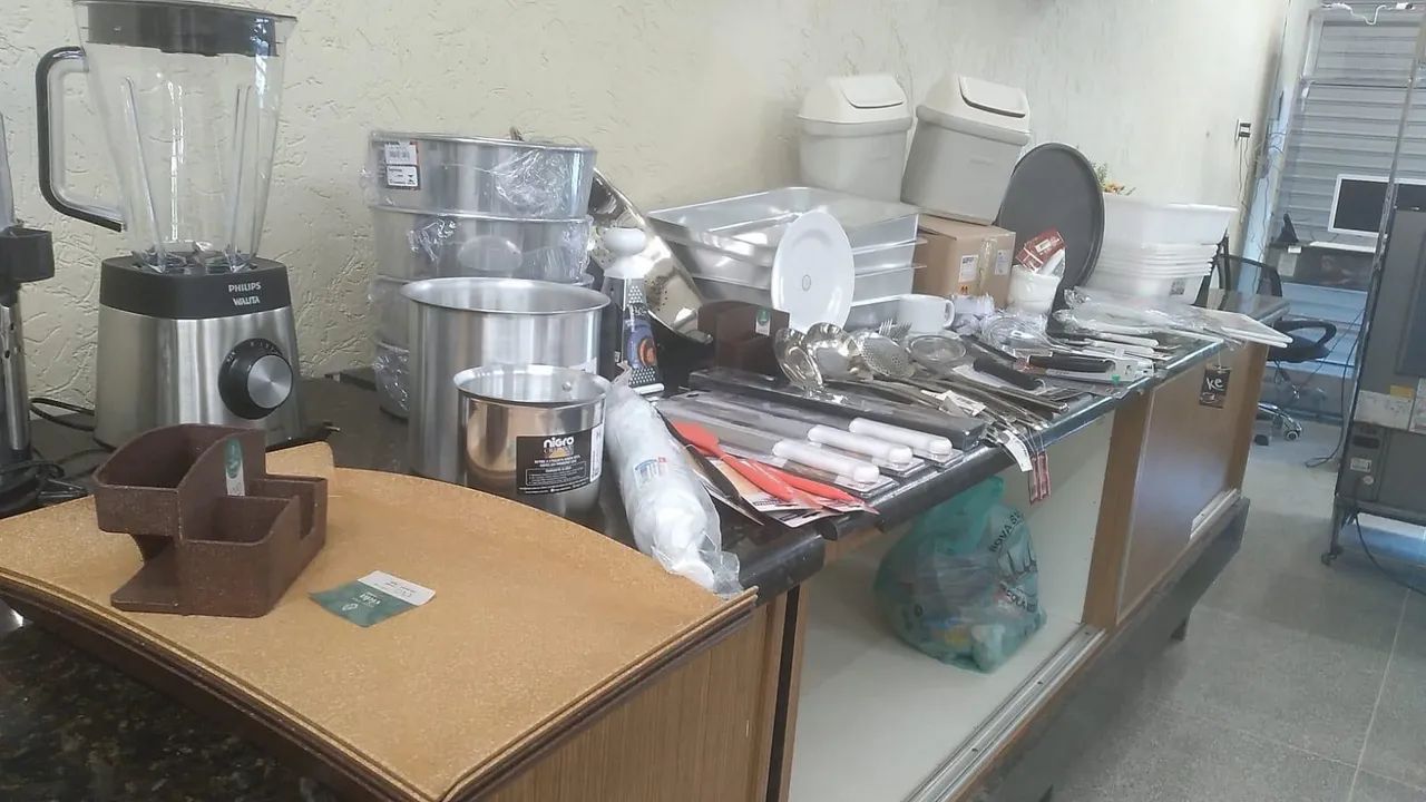 Fechando restaurante/padaria - Venda de Móveis, Utensílios e Equipamentos - Foto 2