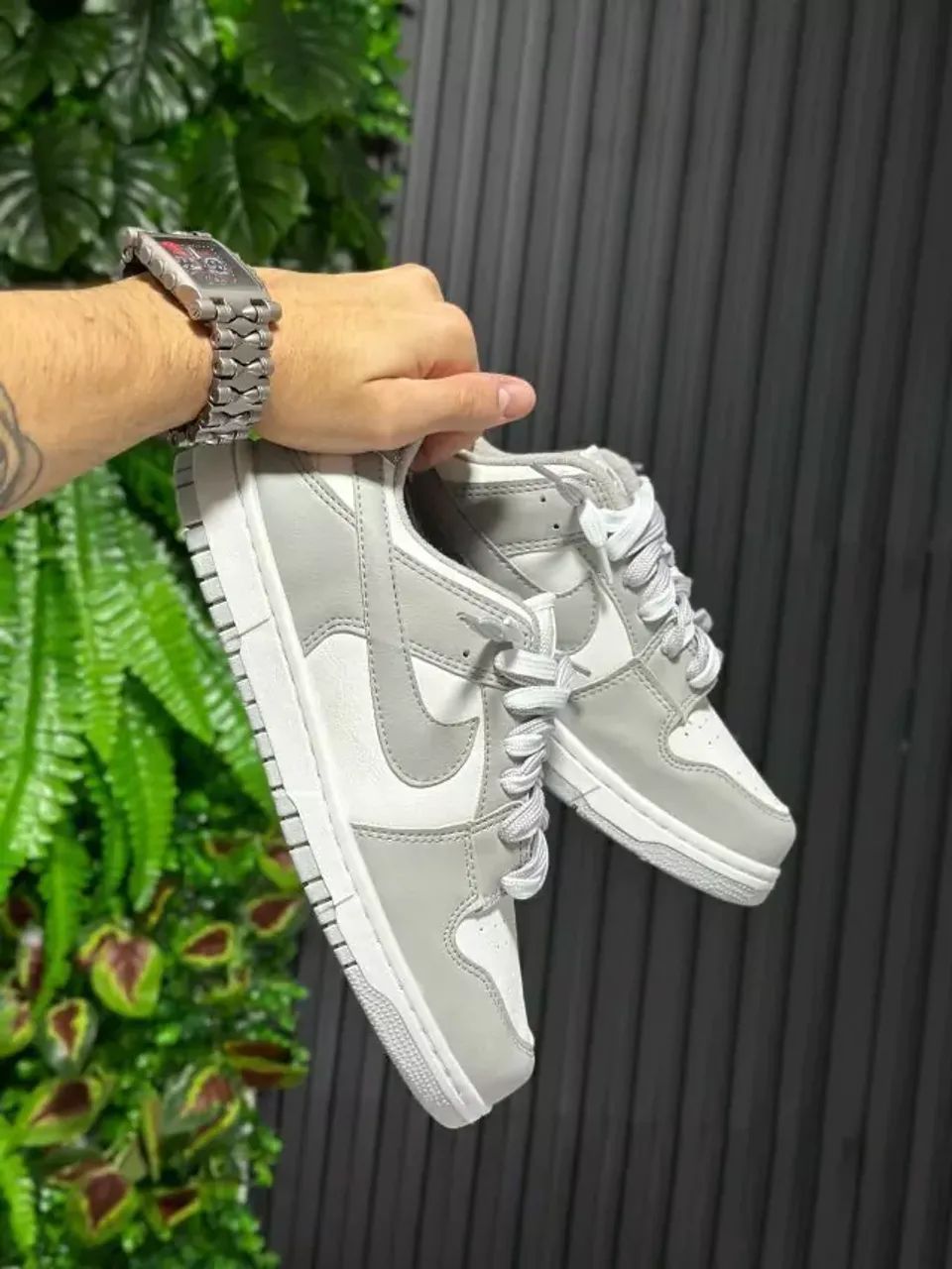 Nike Dunk Low Cinza/Branco Unissex - Foto 2