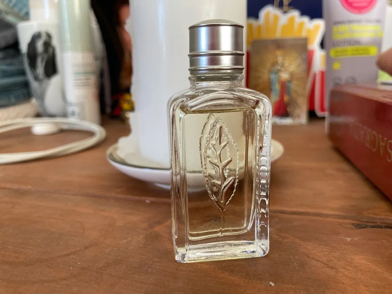 Perfume Loccitane Verbena 10 ml + saquinho para presente Loccitane  - Foto 2