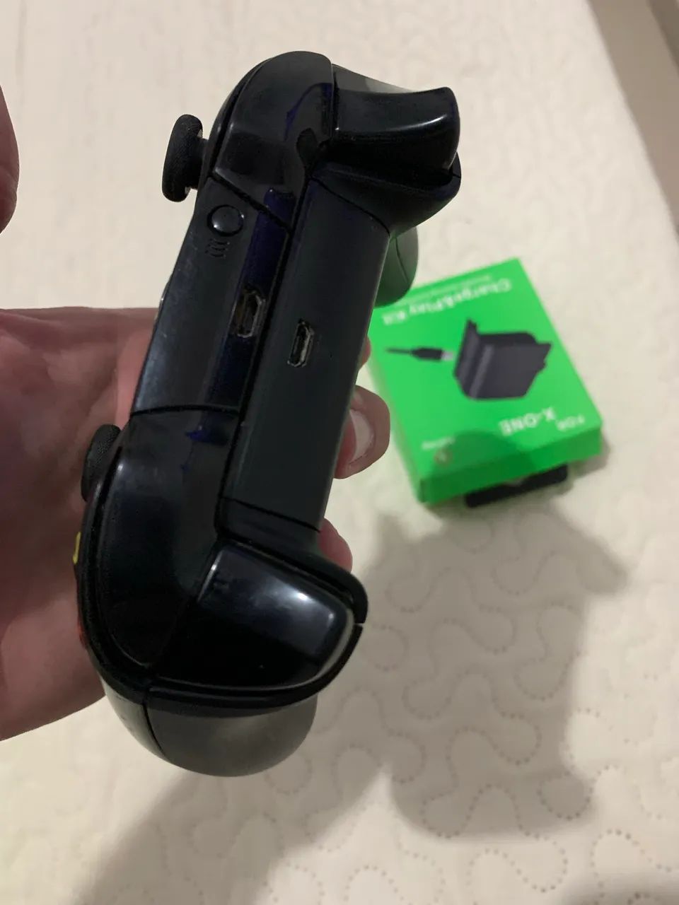Controle xbox One original zero com bateria! - Foto 3