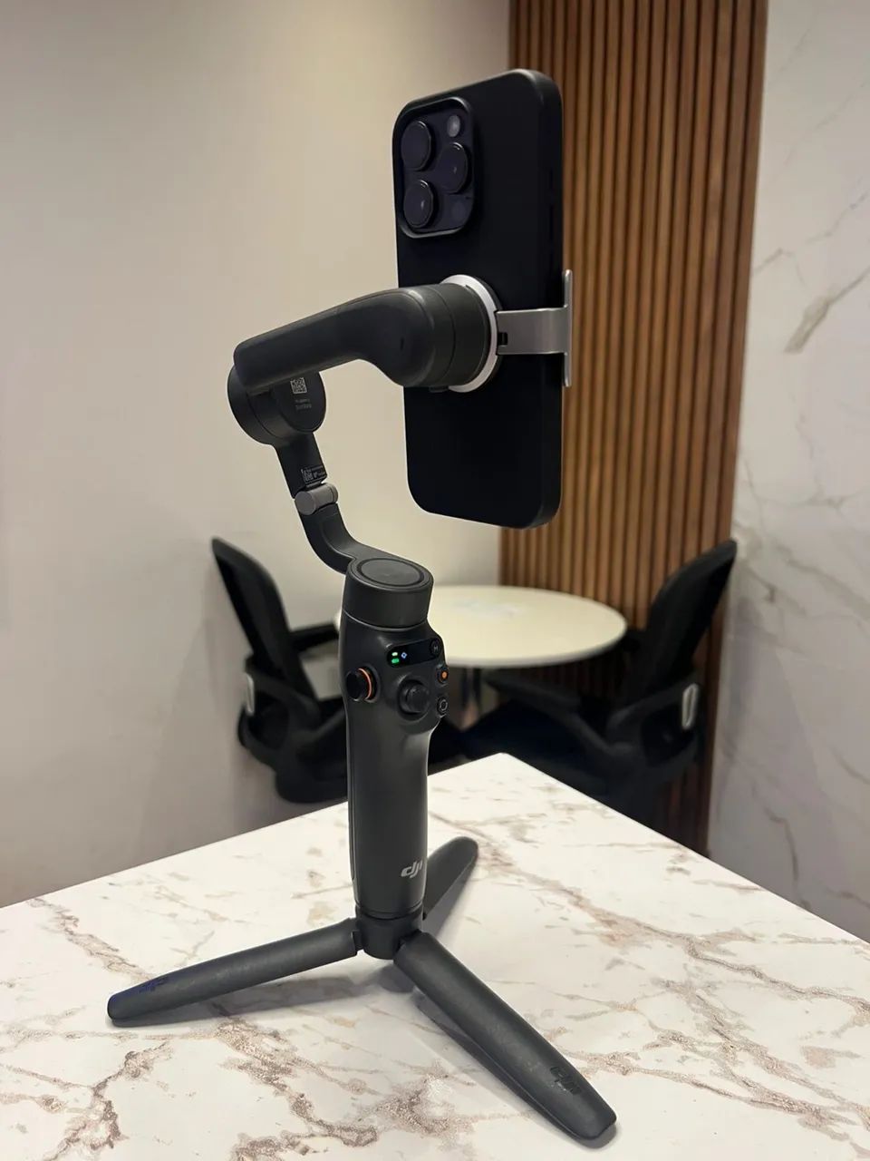 DJI OSMO MOBILE 6 - IMPECÁVEL  - Foto 3